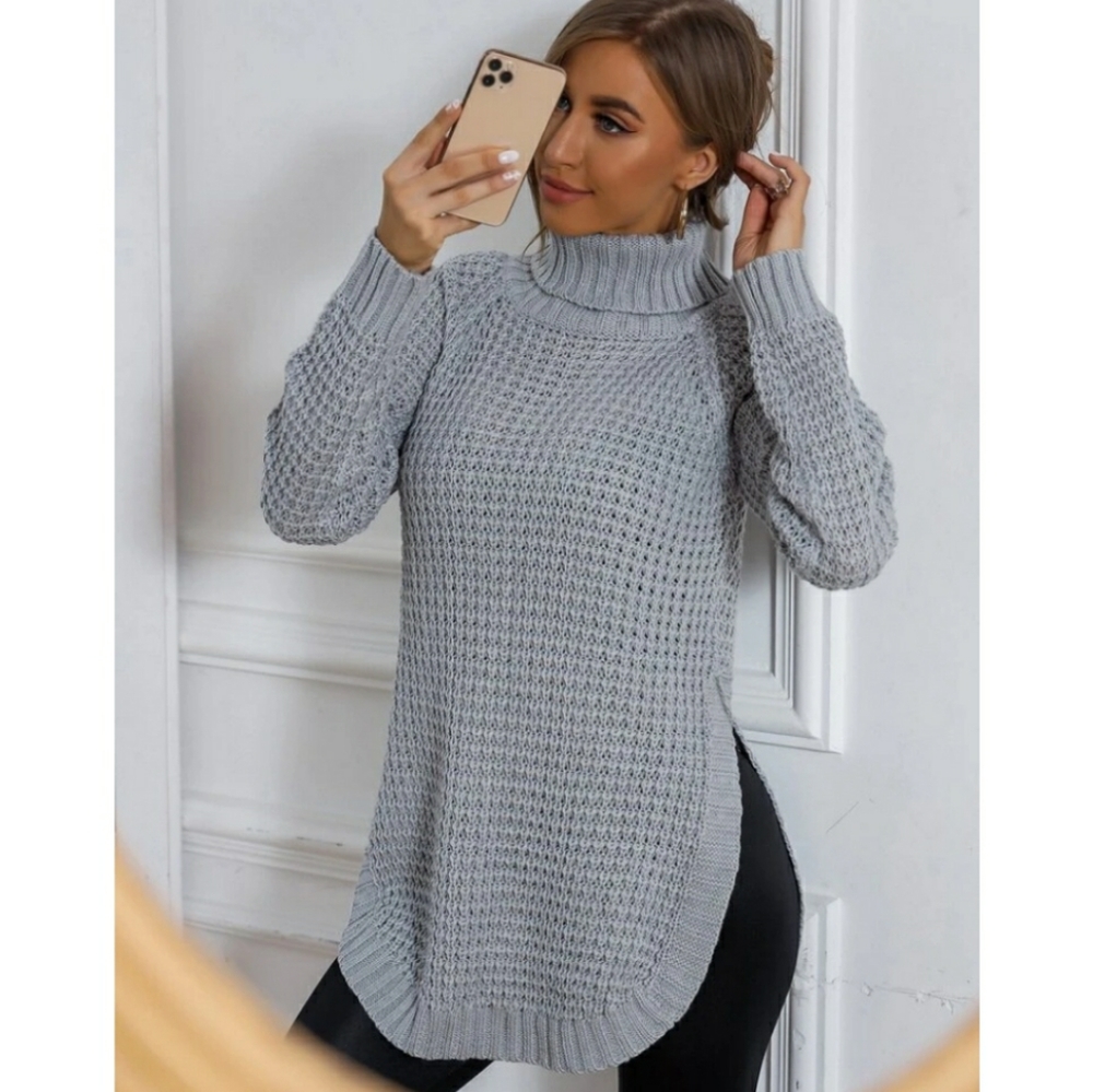 NWOT Cozy Grey Soft Knit Tutleneck Sweater